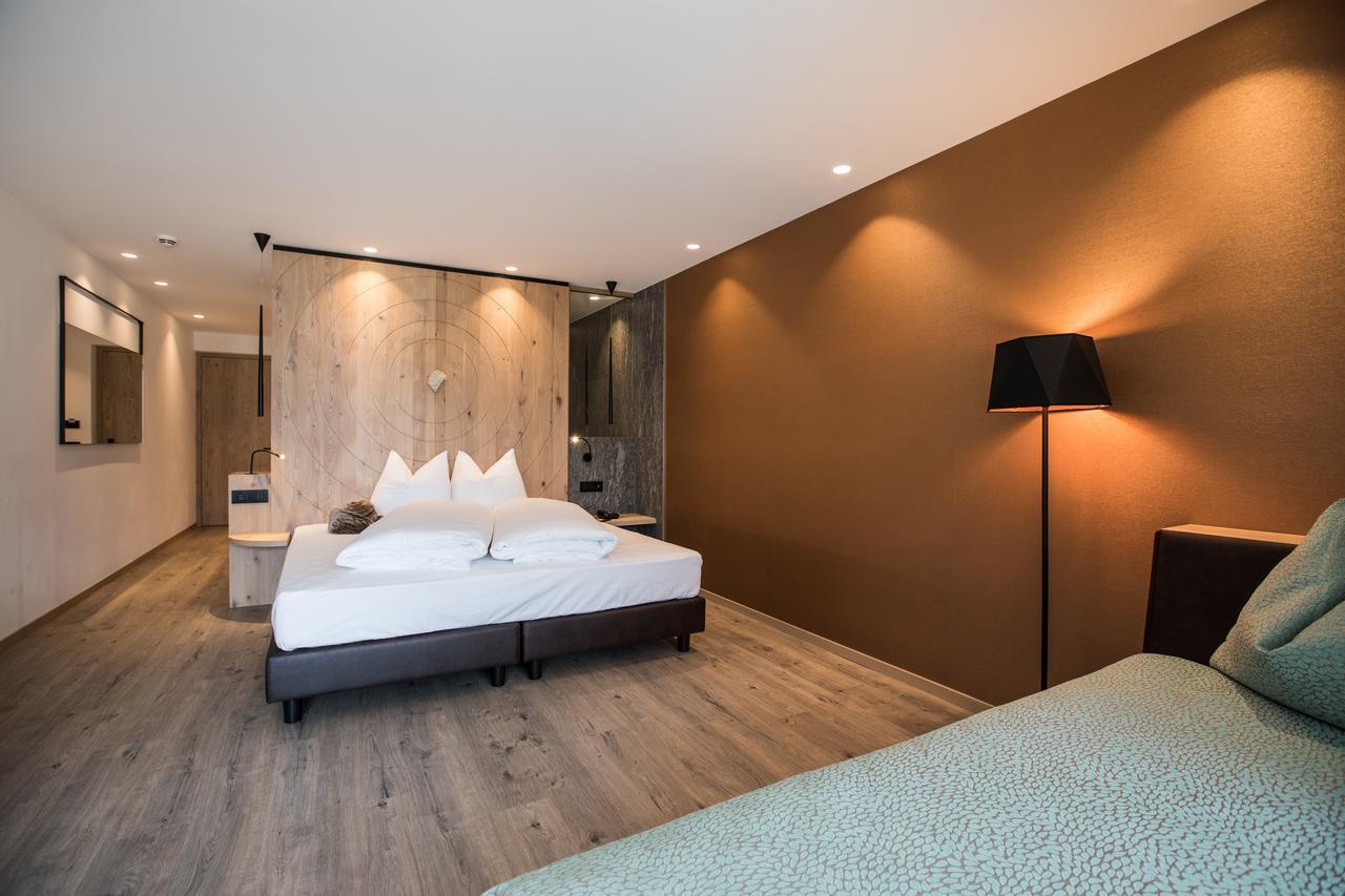 Hotel Bad Fallenbach San Leonardo in Passiria Habitación foto